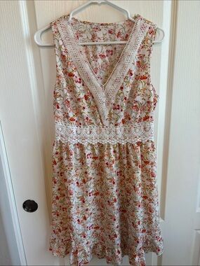 SHEIN White Floral V-Neck Crochet Waist Mini Dress